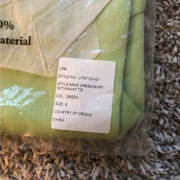 ✨ SALE✨ NWT LPA REVOLVE Dress Shirt with Waist Tie Dress - Green - Picture 5 of 6